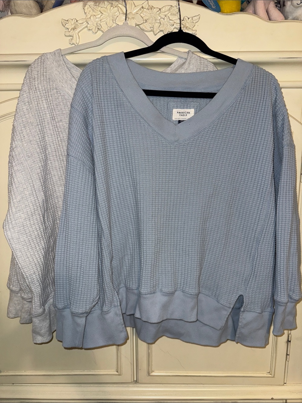 American Eagle  Pale Blue and gray Waffle V-Neck Sweater set of 2 medium